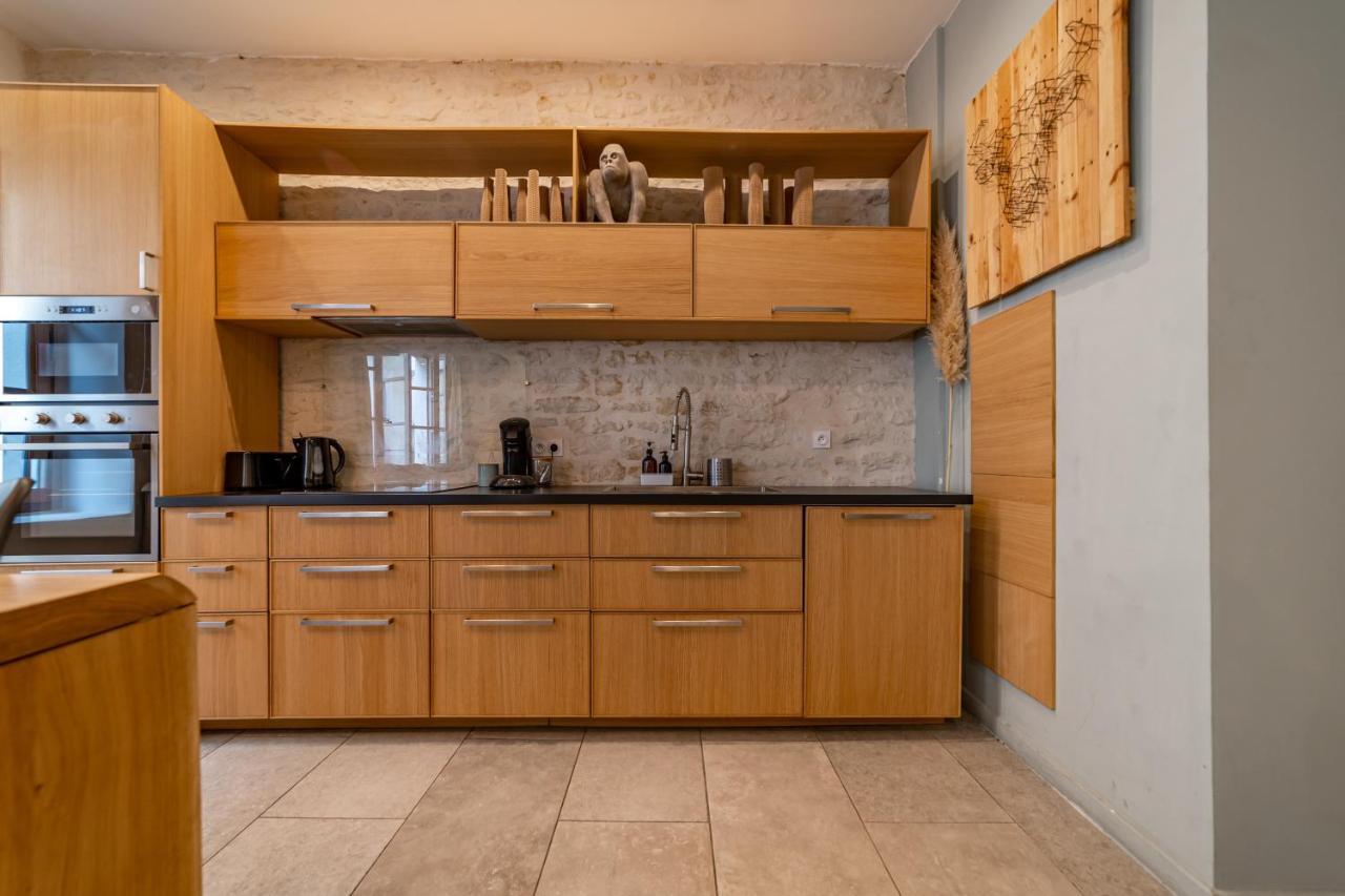 L'Elegance De La Pierre Au Pied De La Maison Carree - Une Nuit A Nîmes Kültér fotó